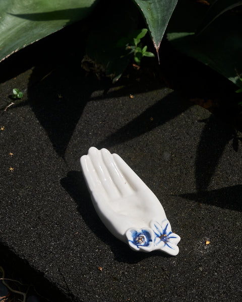 Mano Decorative Plate