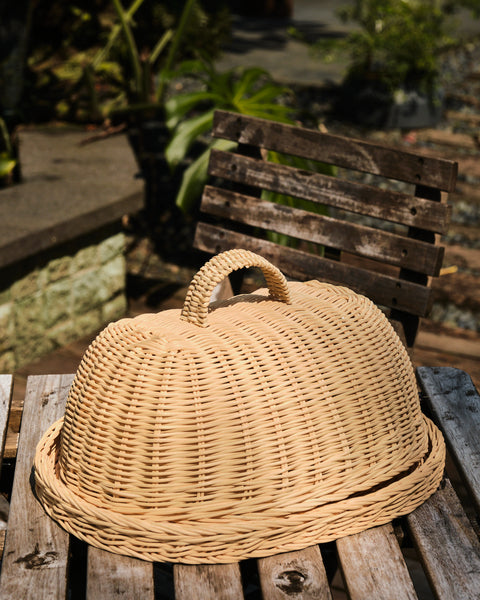 Uluwatu Rattan Tray with Food Cover