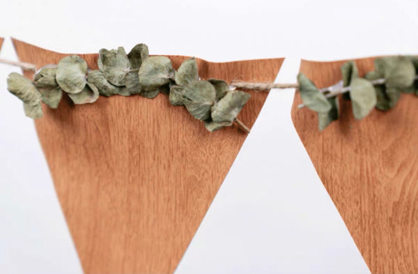 Woody Pennant Banner