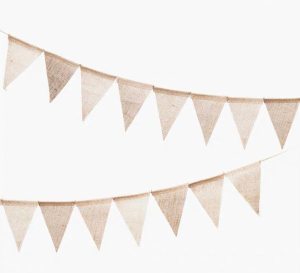 Vera Pennant Banner (Linen)