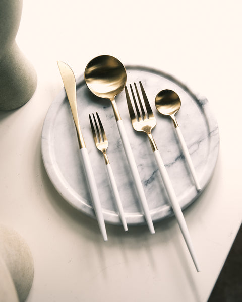 Kelly Cutlery Set (in white or black) - Set of 5
