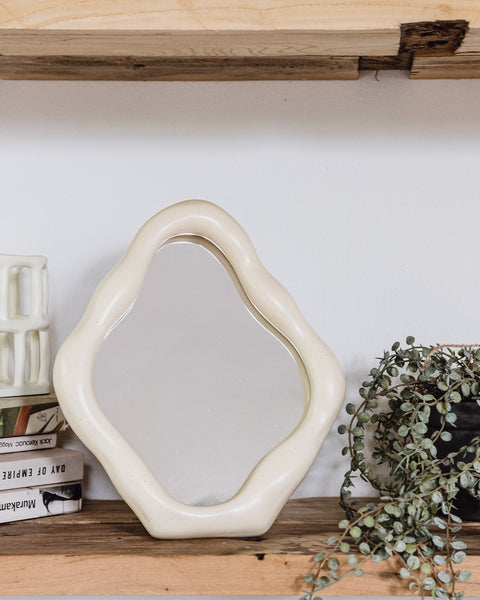 Ditto Table Mirror