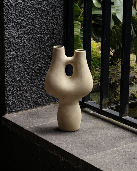 Marfa Amari Irregular Vase - Cream