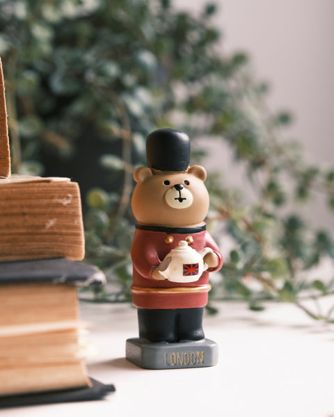 Mr Meow Travels Figurine