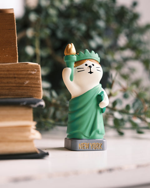 Mr Meow Travels Figurine